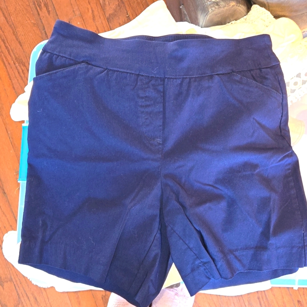 Sz 12 Kim Rogers navy shorts